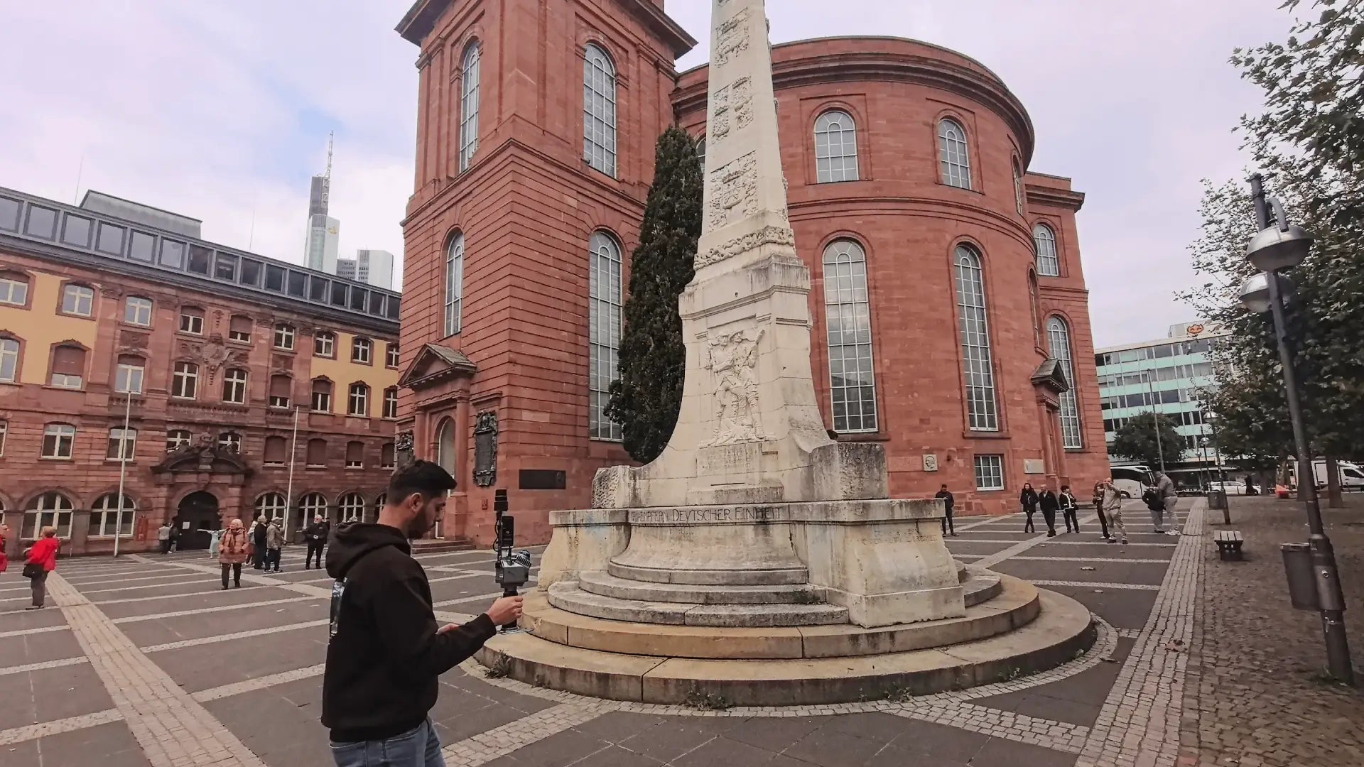Capturing Frankfurt’s Old Town Hall in 3D with FJD Trion P2